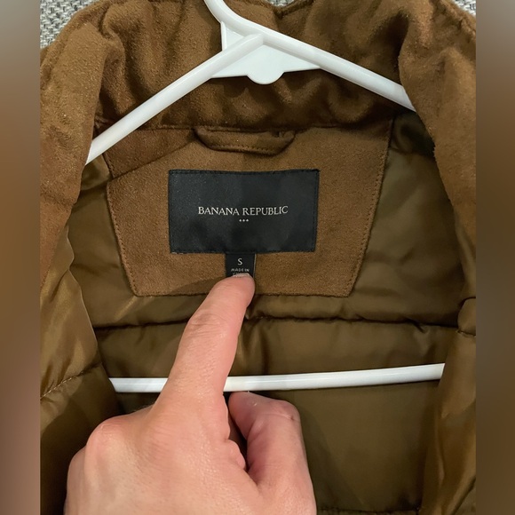 Banana Republic - Small Vegan Suede light Puffer jacket - Picture 3 of 7